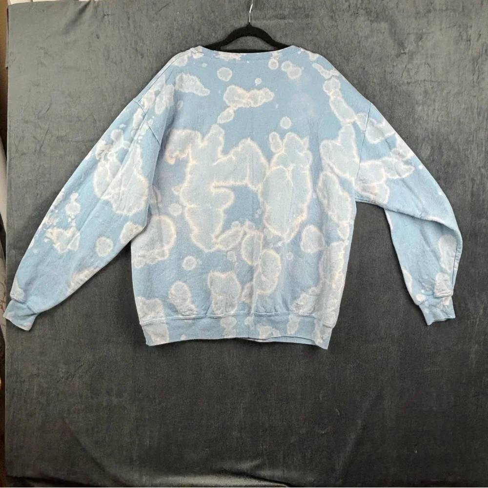 Disney Light Blue Donald Duck Crewneck Sweater Sz L